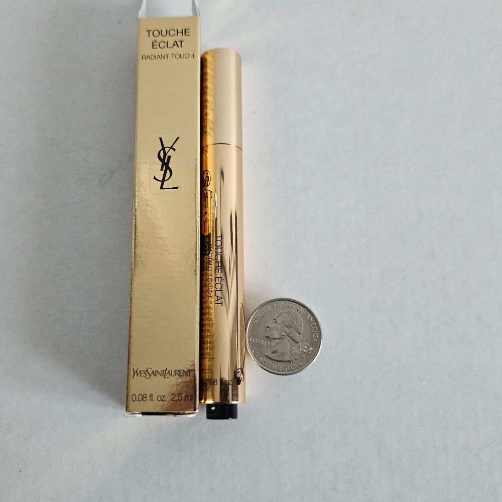 Yves Saint Laurent YSL Touche Eclat Brightening Concealer Pen 0.08fl.oz/2.5ml #8